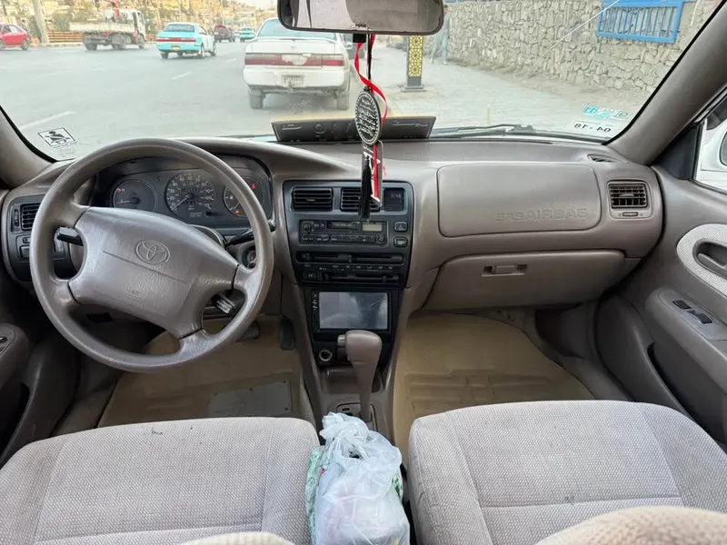 Toyota Corolla 1997 (4)