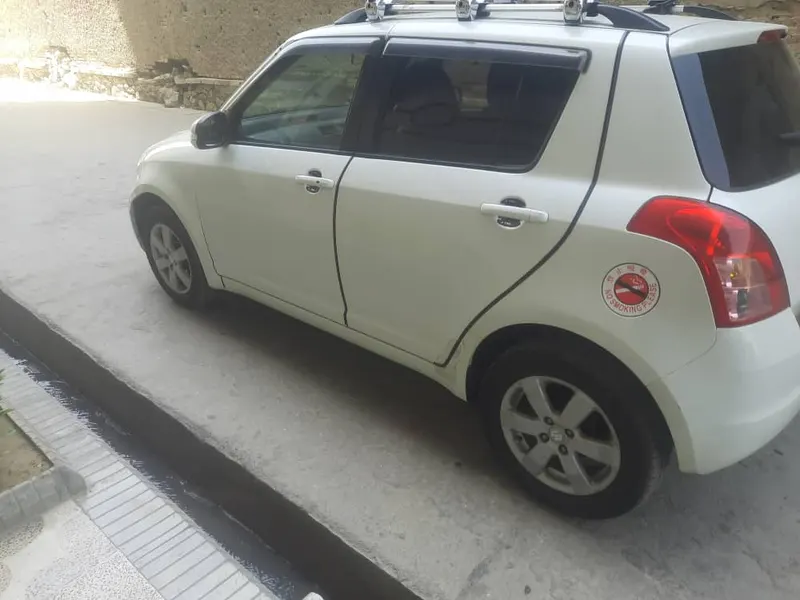 Suzuki Swift 2008 (5)