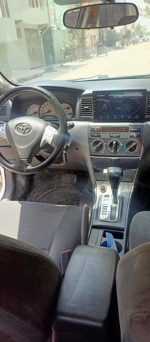 Toyota Corolla 2004 (4)