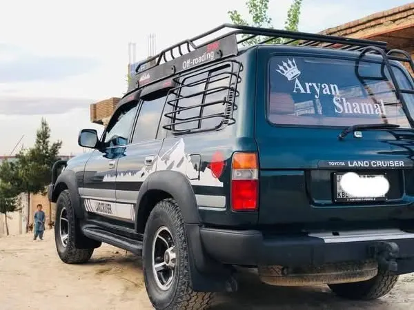 Toyota Land Cruiser (3)