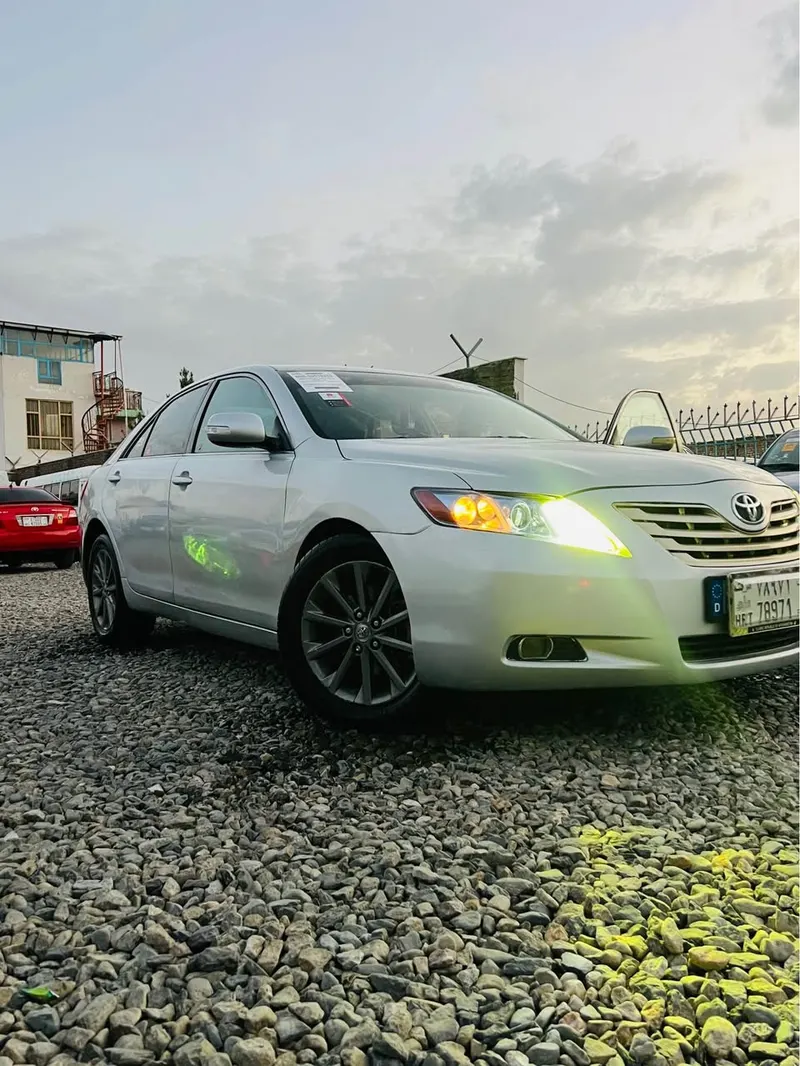 Toyota Camry 2009 (1)