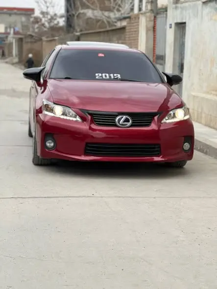 لکسس CT200h 2013 (2)