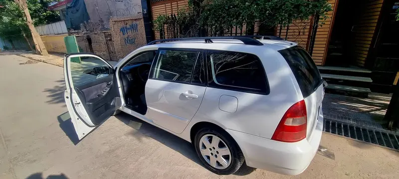 Toyota Fielder 2003 (2)