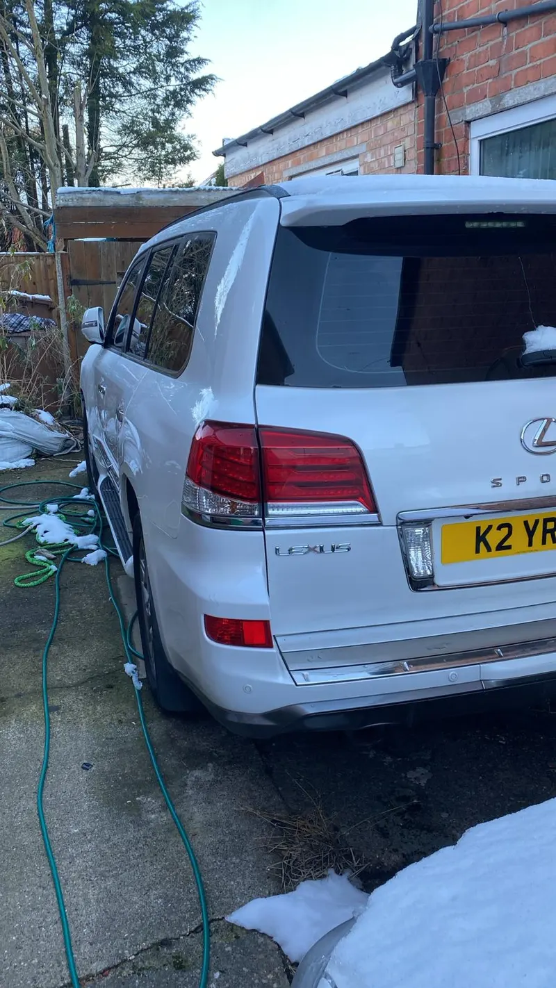 Lexus LX570 2015 (5)