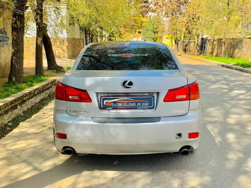 Lexus IS 2005 (3)