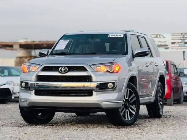 Toyota Fortuner Limited 2015 (2)