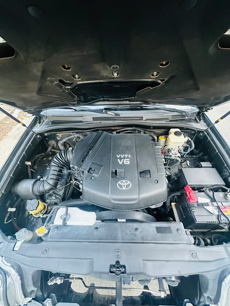 Toyota 4Runner Sport 2006 (7)
