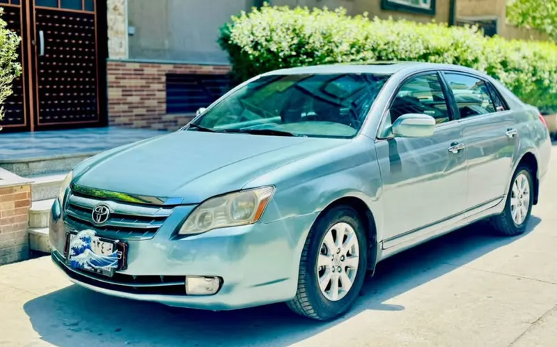 Toyota Avalon 2006 (2)