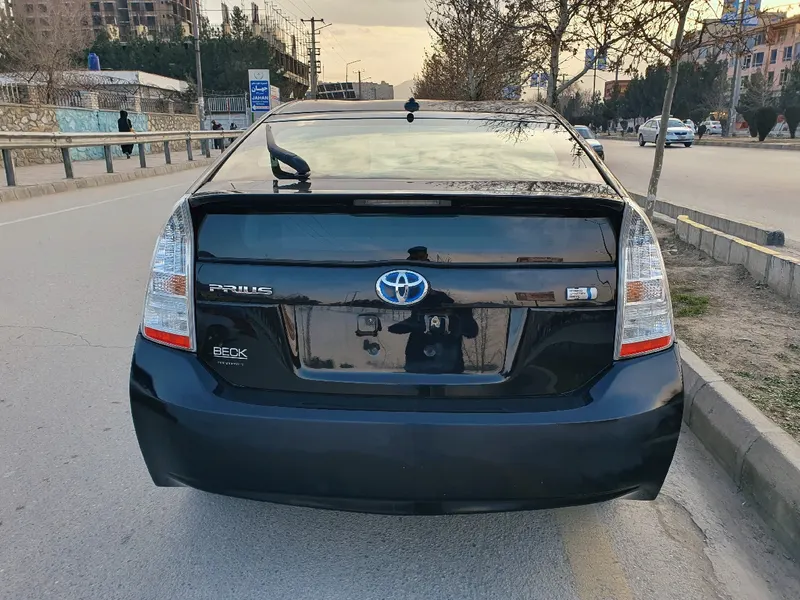 Toyota Prius (7)