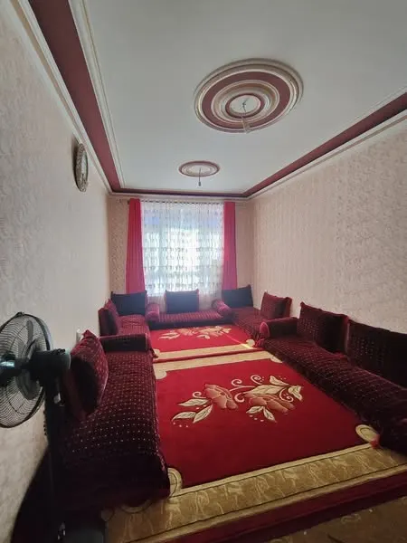 3-storey house for sale, 8 rooms, 200 m² (2)