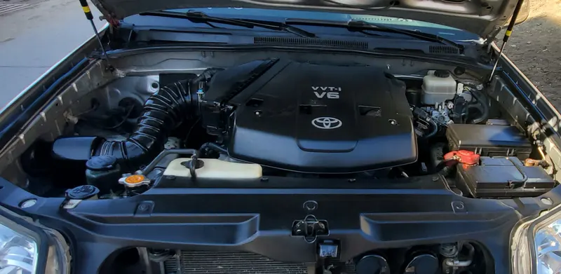 Toyota 4 Runner 2006 (6)