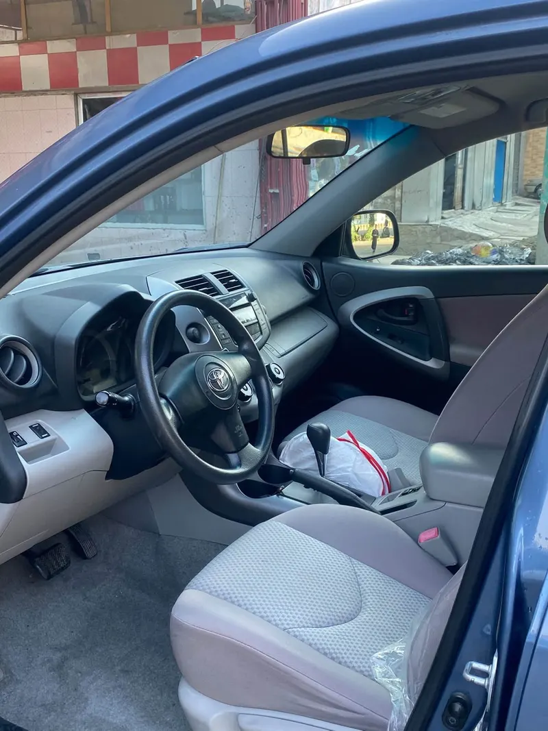 Toyota RAV4 Base 2007 (4)