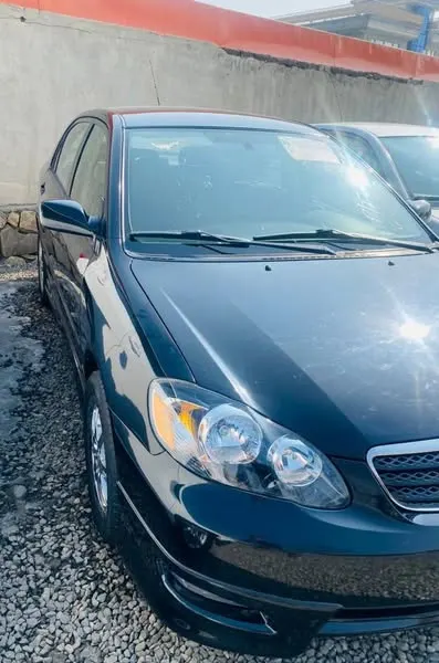 Toyota Corolla 2006 (2)