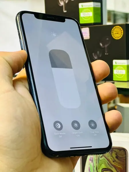 Special Discount - iPhone 11 Pro (2)