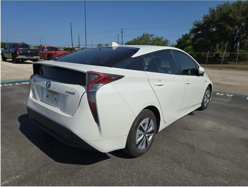 Toyota Corolla 2016 (3)