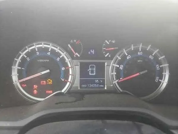Toyota 4Runner 2017 (3)