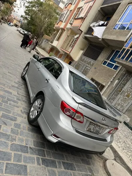 Toyota Corolla 2010 (2)