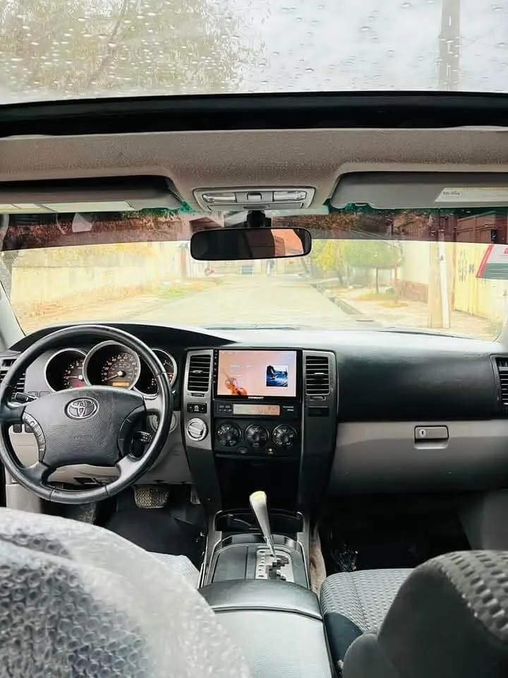 Toyota 4Runner 2004 (4)