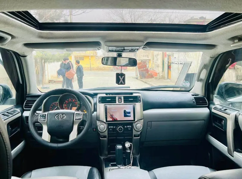 Toyota 4Runner SR5 2011 (5)