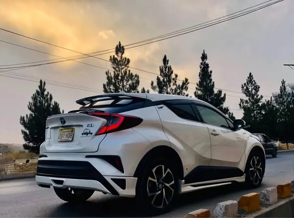 Toyota C-HR 2019 (3)