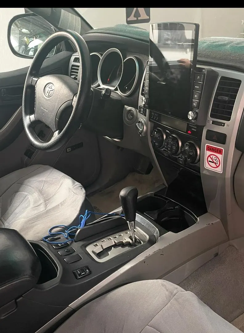 Toyota 4Runner 2006 (3)