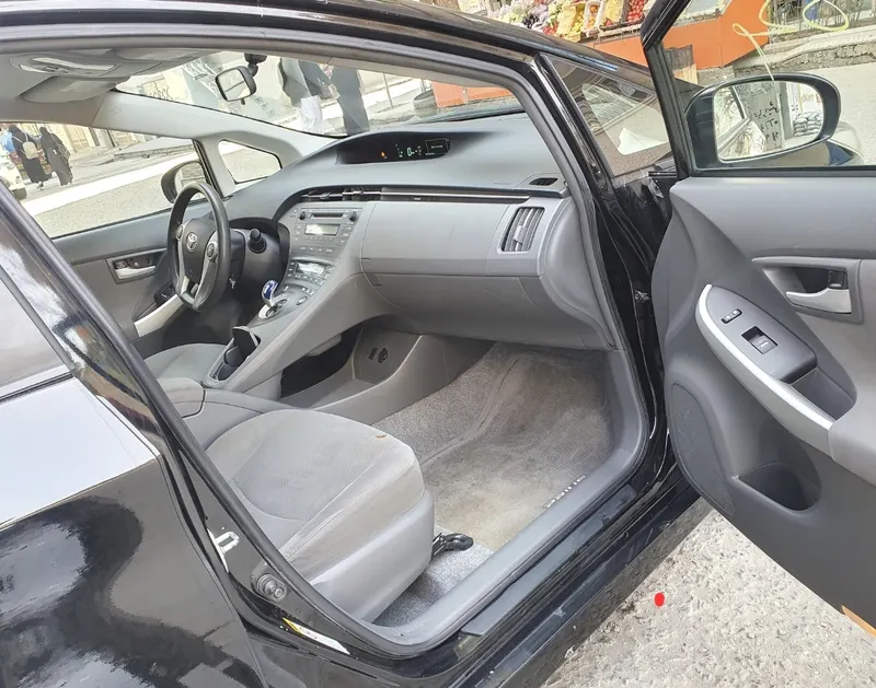 Toyota prius 2010 (3)