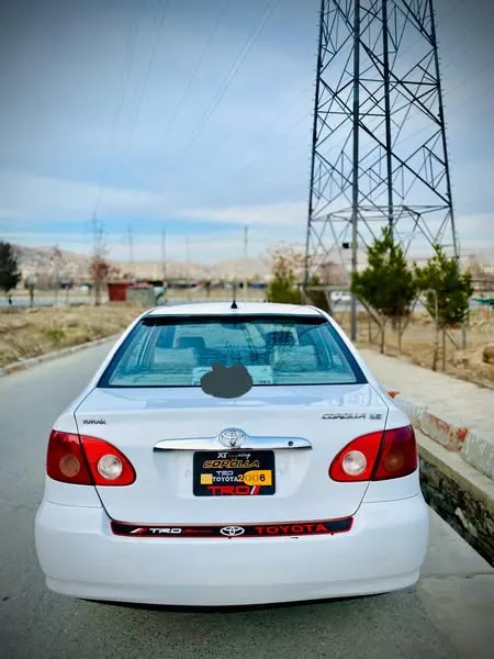 Toyota Corolla 2004 (3)