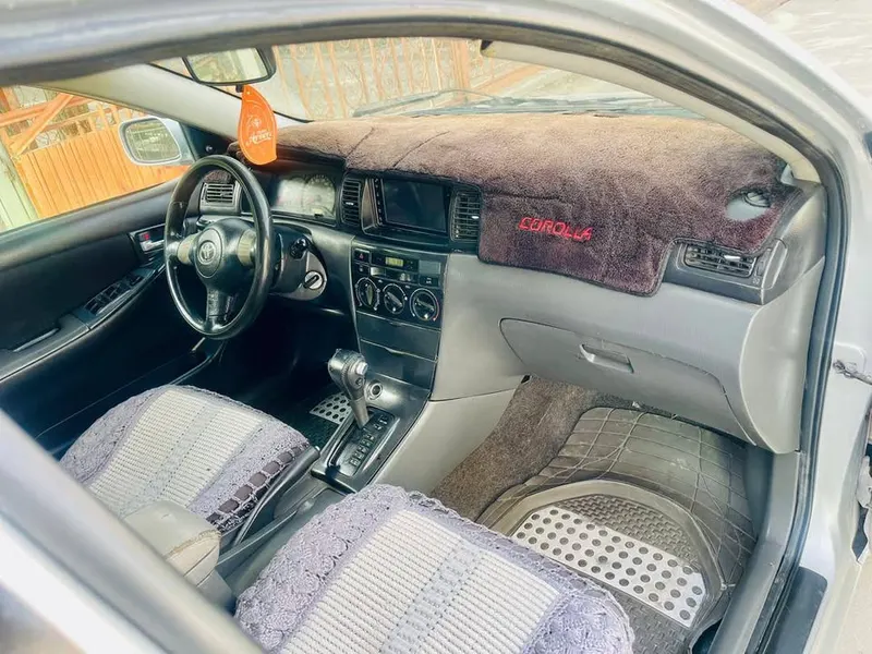 Toyota Corolla 2006 (4)