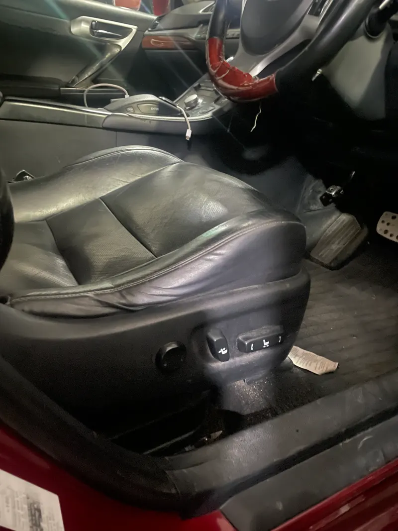 Lexus CT200h 2012 (3)