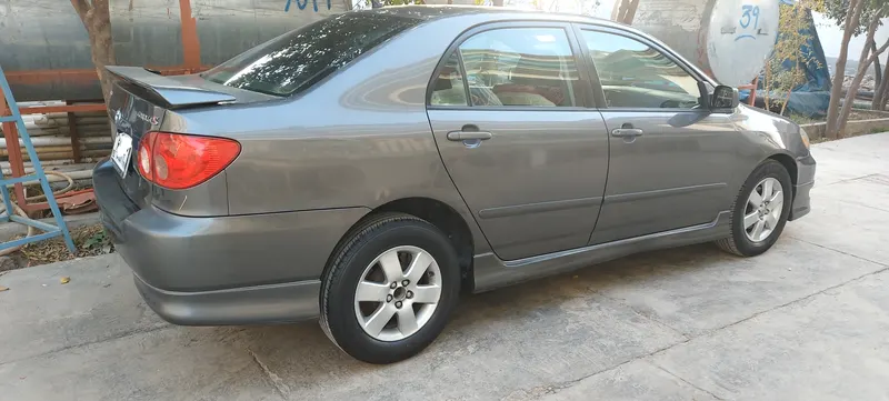 Toyota Corolla 2007 (3)