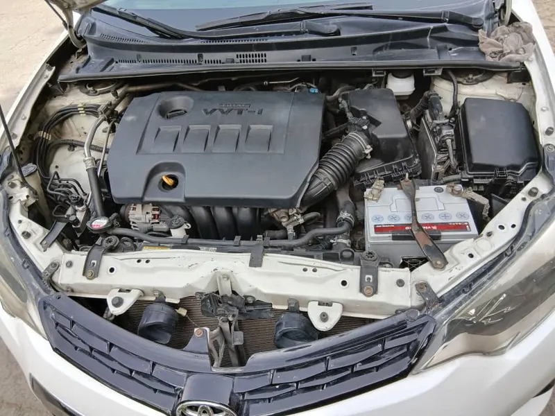 Toyota Corolla S 2015 (6)