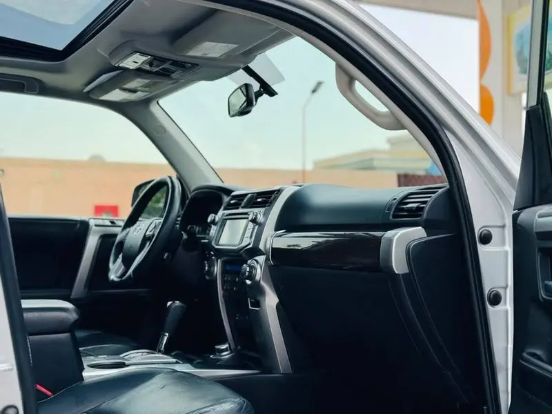 Toyota Fortuner 2016 (3)