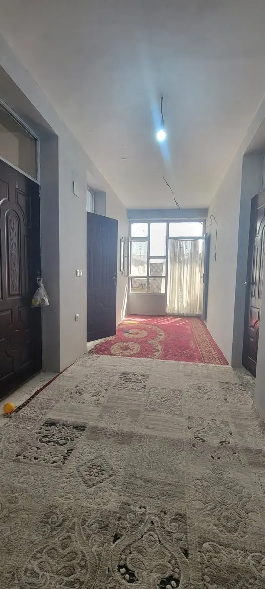 د پلورنې دوه پوړیز کور، 6 خونې، 200 m² (3)
