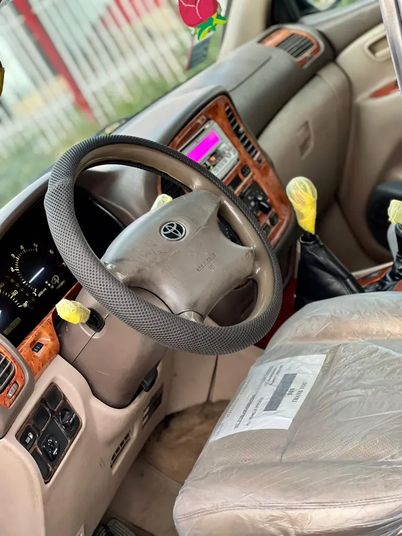Toyota Land Cruiser 2006 (4)