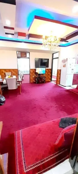 Corner apartment for sale, 4 rooms, by public park (3)