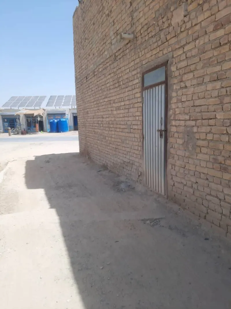 خانه با 5 دکان برای فروش، 7 اتاق، 550 m² (2)