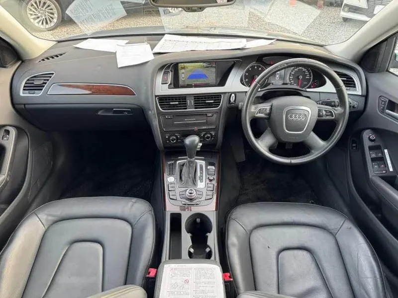 Audi A4 2012 (4)