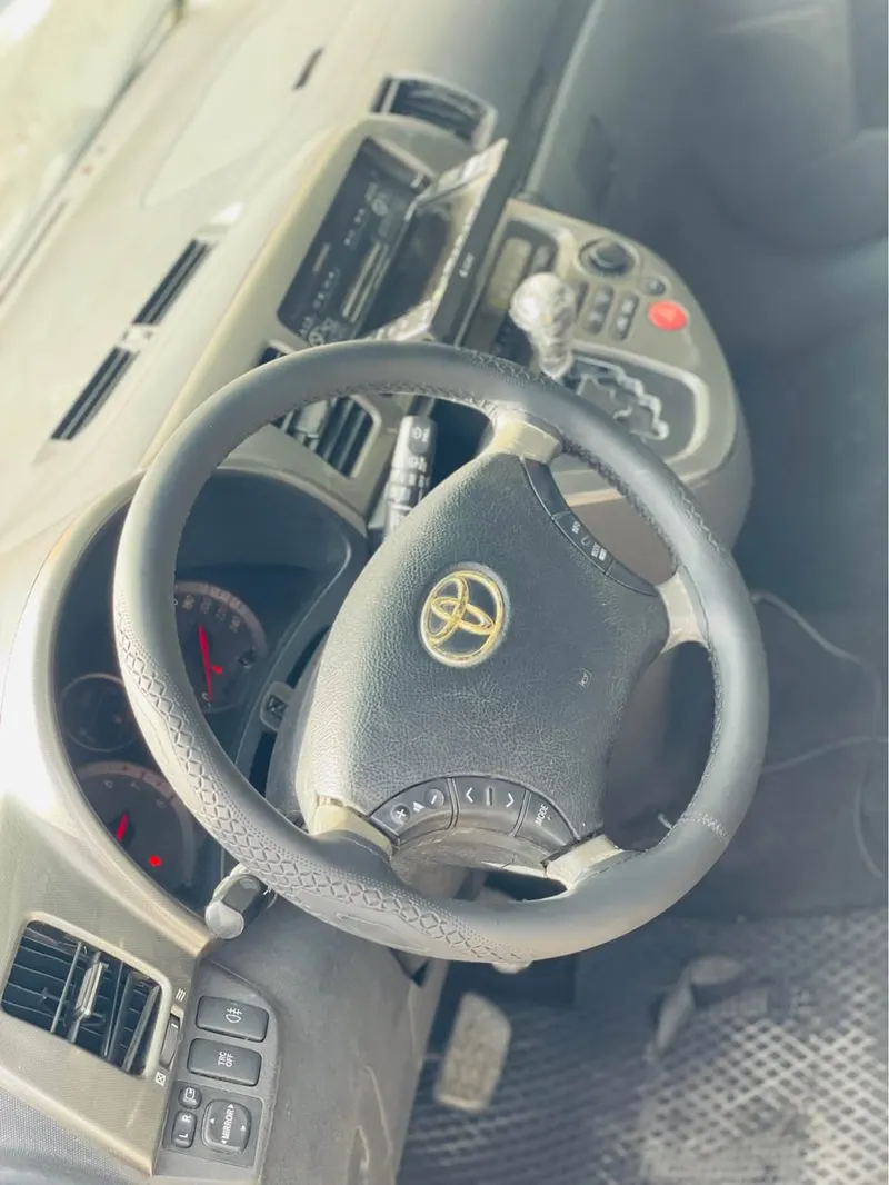 Toyota Fielder 2005 (4)