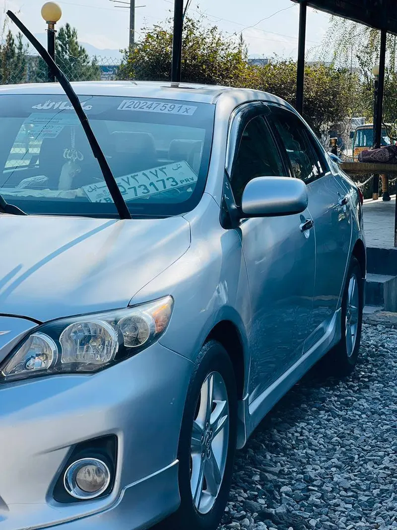 Toyota Corolla 2010 (2)
