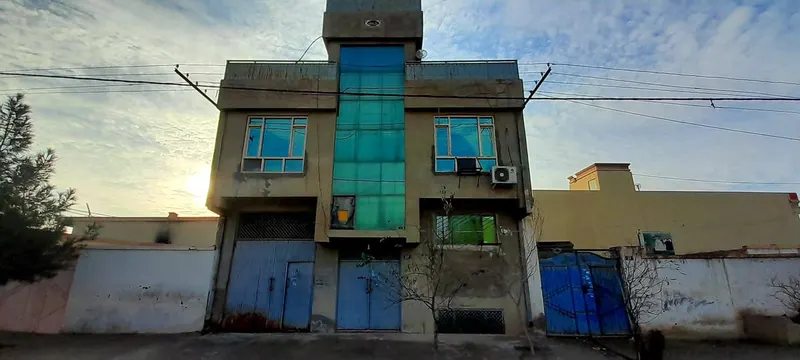 خانه 3 منزله برای فروش، 8 اتاق، 102 m²، گذر عرابه‌ها (1)