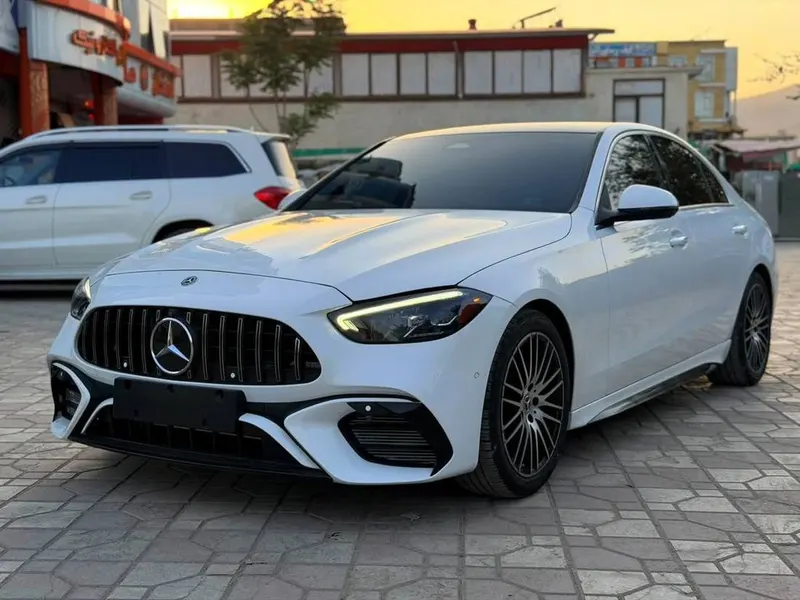Mercedes-Benz C300 4Matic AMG 2022 (1)