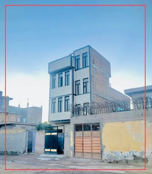 Concrete Two-and-a-Half Story House for Sale (2)
