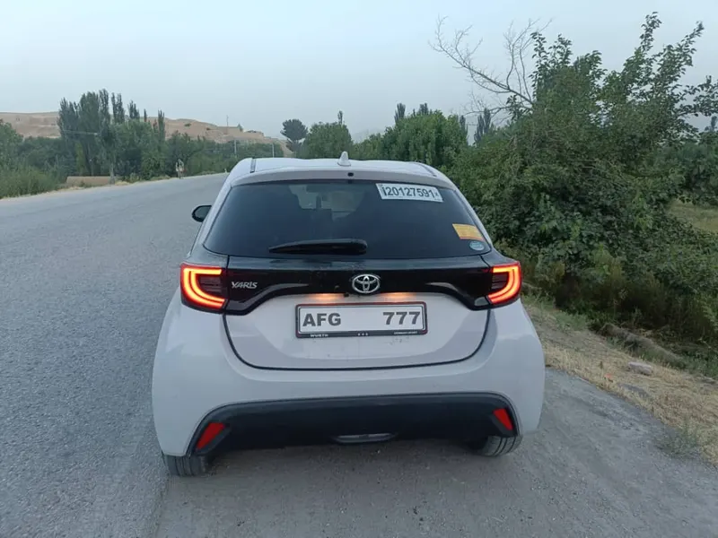 Toyota Yaris 2020 (2)