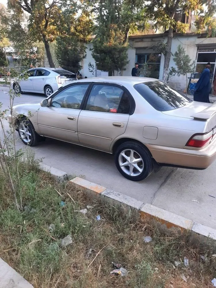 Toyota Corolla 1996 (3)