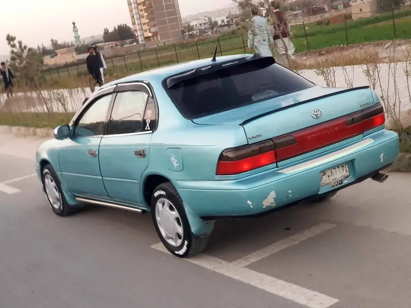 Toyota Corolla 1993 (3)