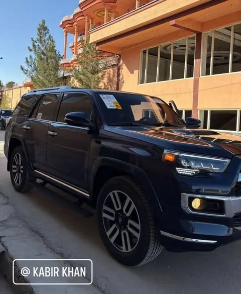 Toyota 4Runner 2016 (2)