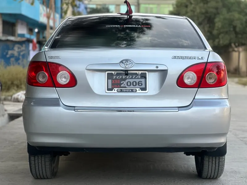 Toyota Corolla 2005 (2)