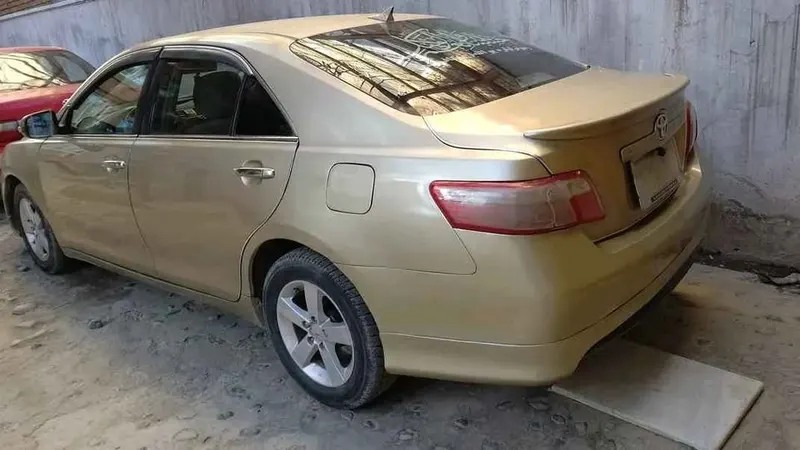 Toyota Camry 2009 (3)