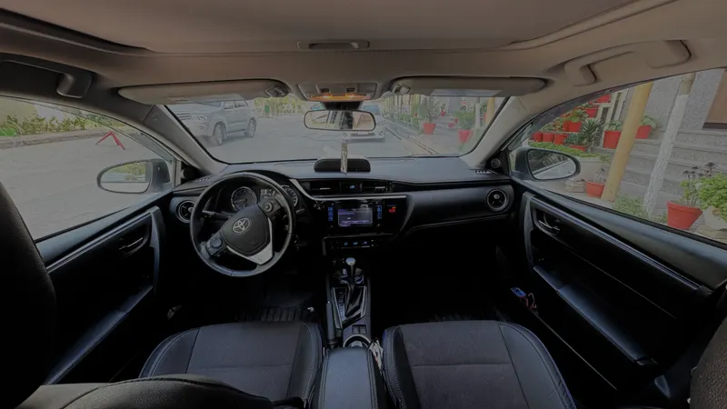 Toyota Corolla 2018 (3)