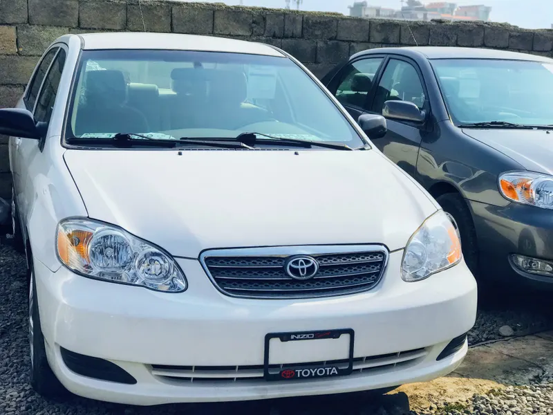 Toyota Corolla 2006 (1)